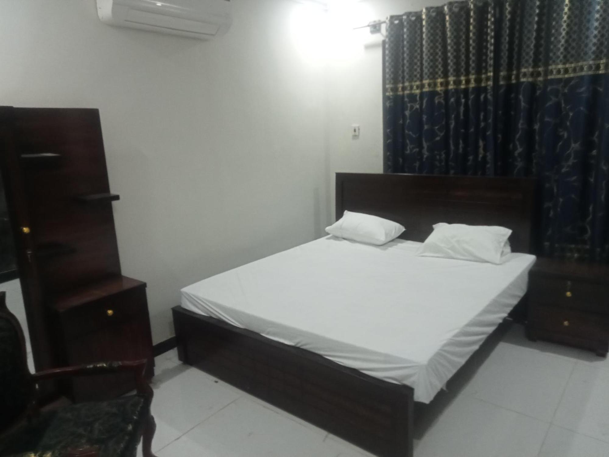 Ryazm Guest House Rawalpindi Exterior foto
